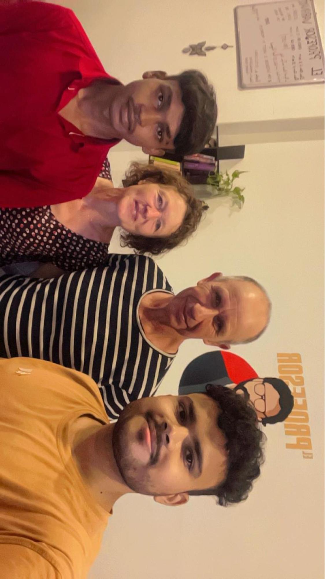 El Profesor Varanasi Bagian luar foto